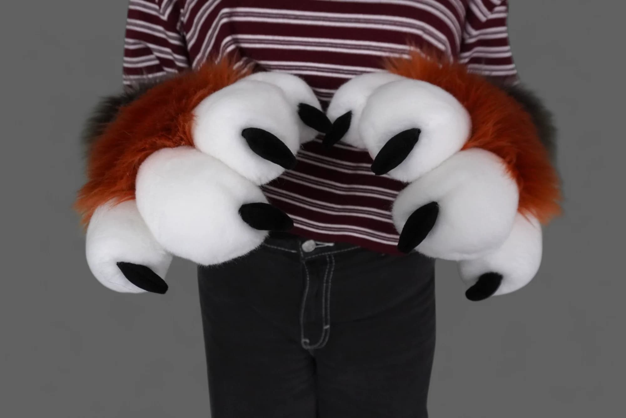 Drousy, a custom fursuit by Chilli Tiger Creations, photo 8 of 13